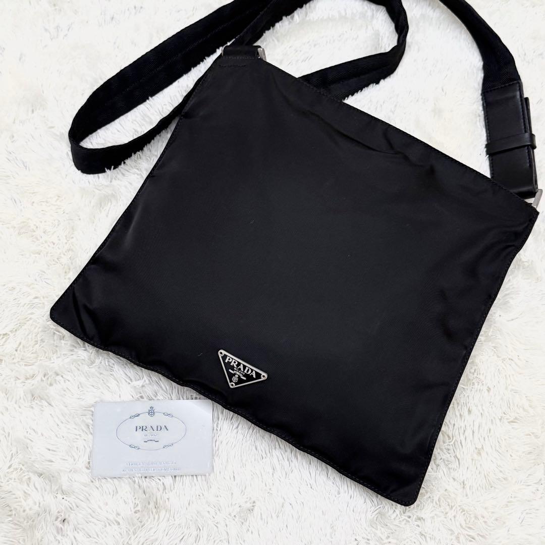 PRADAプラダ 三角ロゴ ショルダーバッグ テスート 黒 サコッシュ