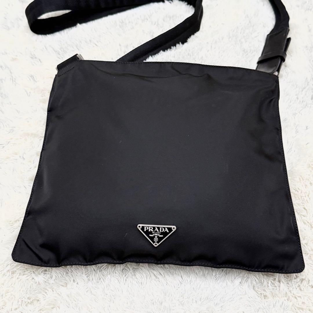 PRADAプラダ 三角ロゴ ショルダーバッグ テスート 黒 サコッシュ