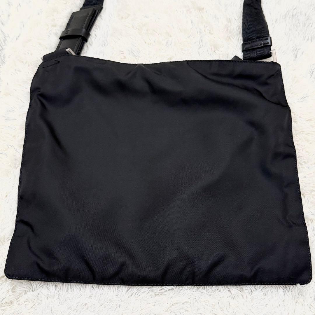 PRADAプラダ 三角ロゴ ショルダーバッグ テスート 黒 サコッシュ