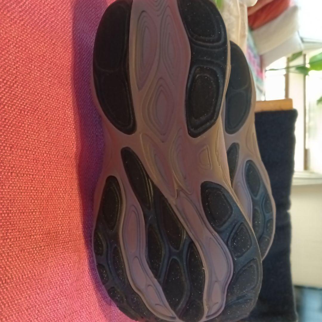 New Balance 1080 Fresh Foam ホワイト