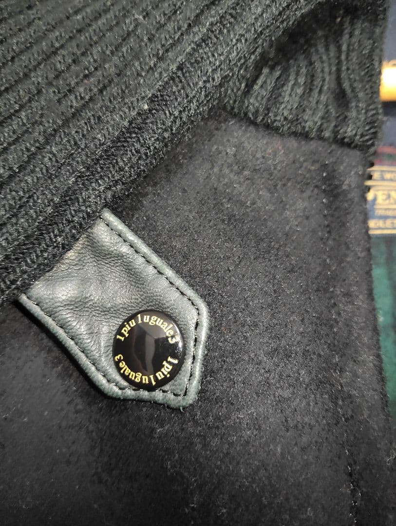 ★限定コラボ品★【特大サイズ】1PIU1UGUALE3 ドンキースタジャン