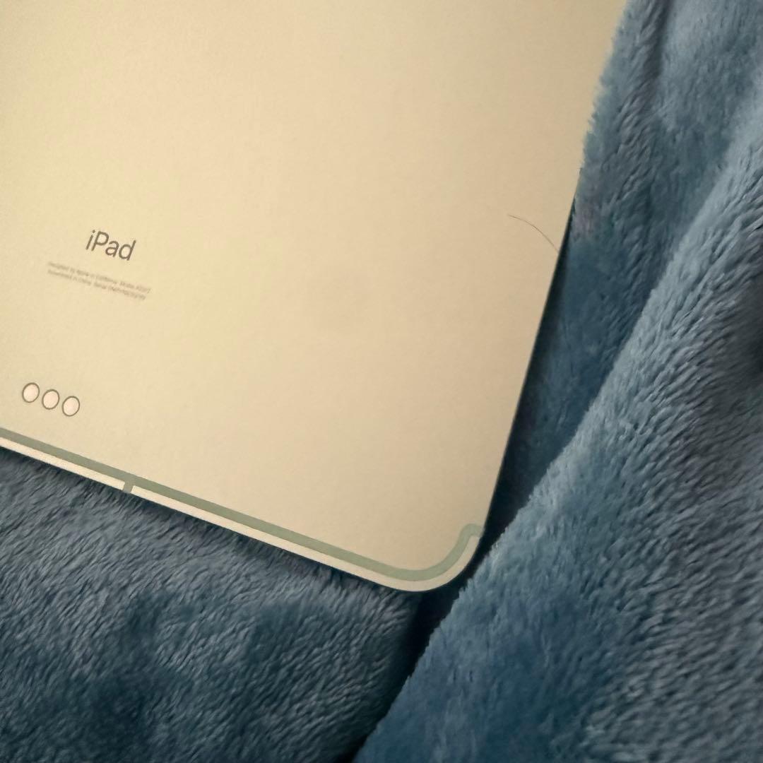 【SIMフリー】Apple iPad Air 4世代　グリーン　本体