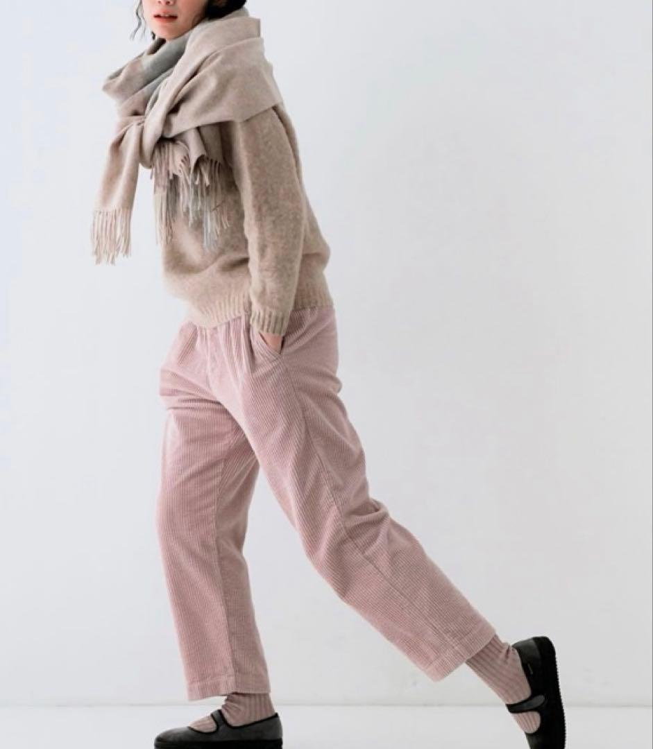 ネストローブ It's ME 太畝カラーコーデュロイパンツnestRobe