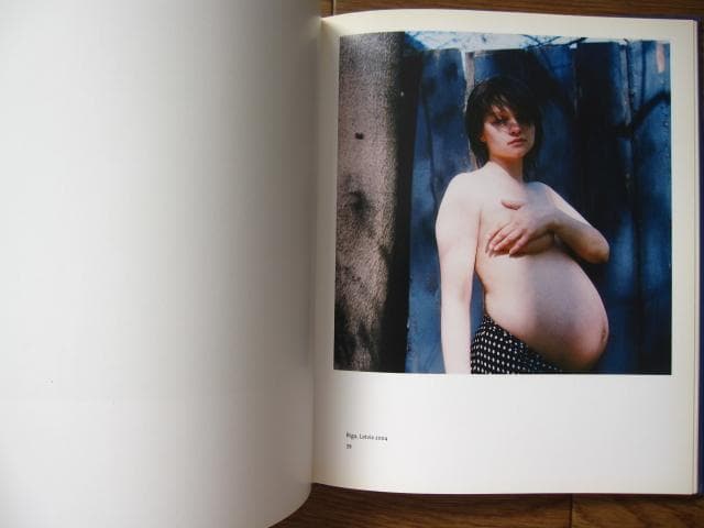 アート・デザイン・音楽 Hellen van Meene New Work