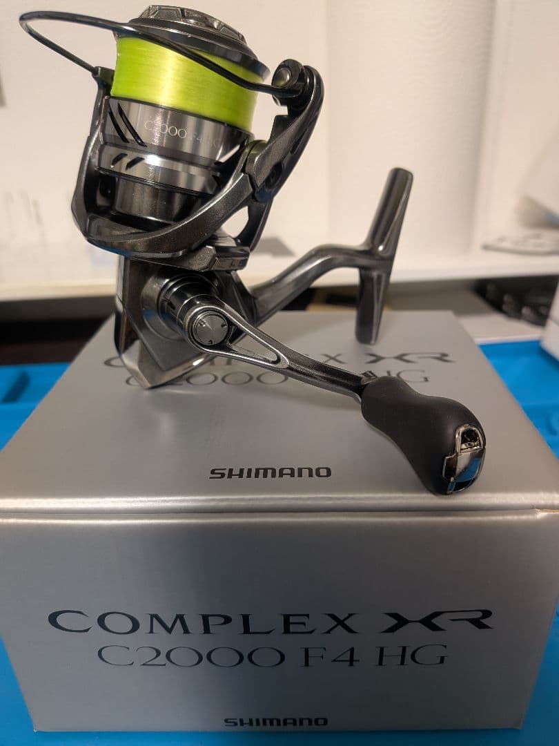 SHIMANO COMPLEX XR C2000 F4 HG　おまけ付き