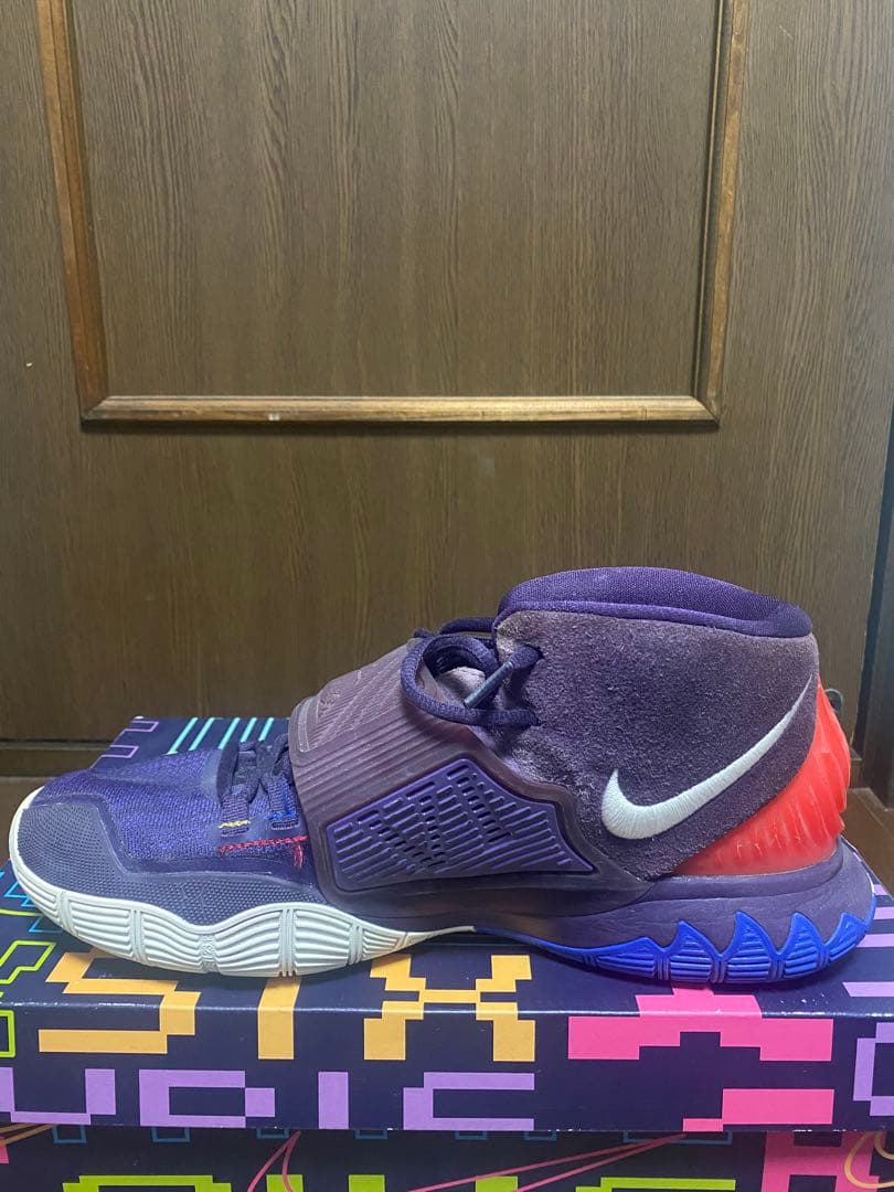 NIKE KYRIE 6（カイリー6）エンライトメント　パープル/ホワイト