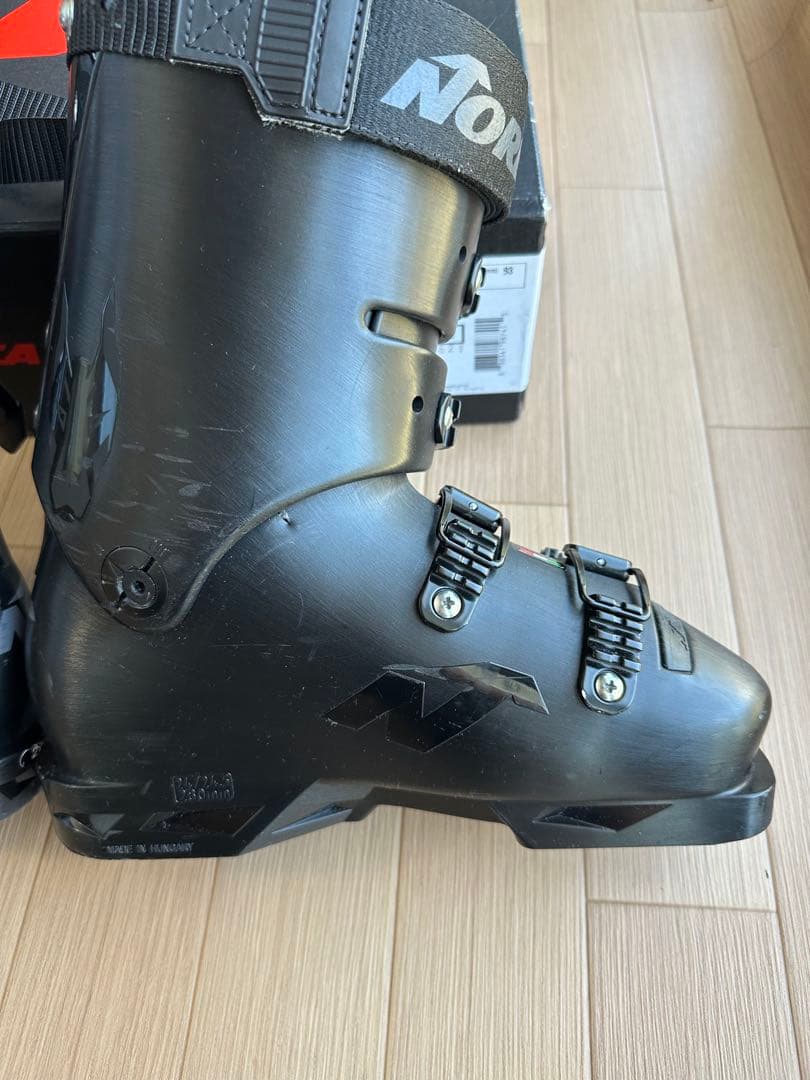 スキーブーツ　ノルディカ　ドーベルマン　5RD―S 24.5cm