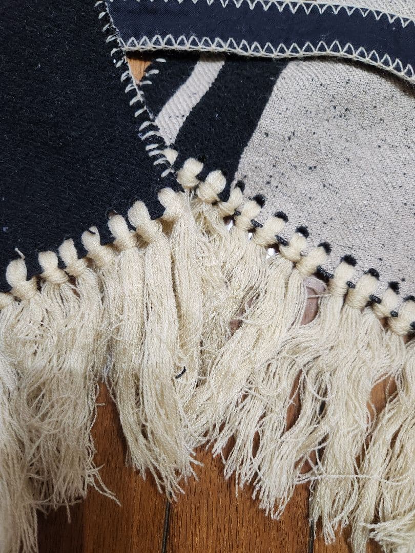 bed j.w ford　マフラー&ベスト風　ベルト付き