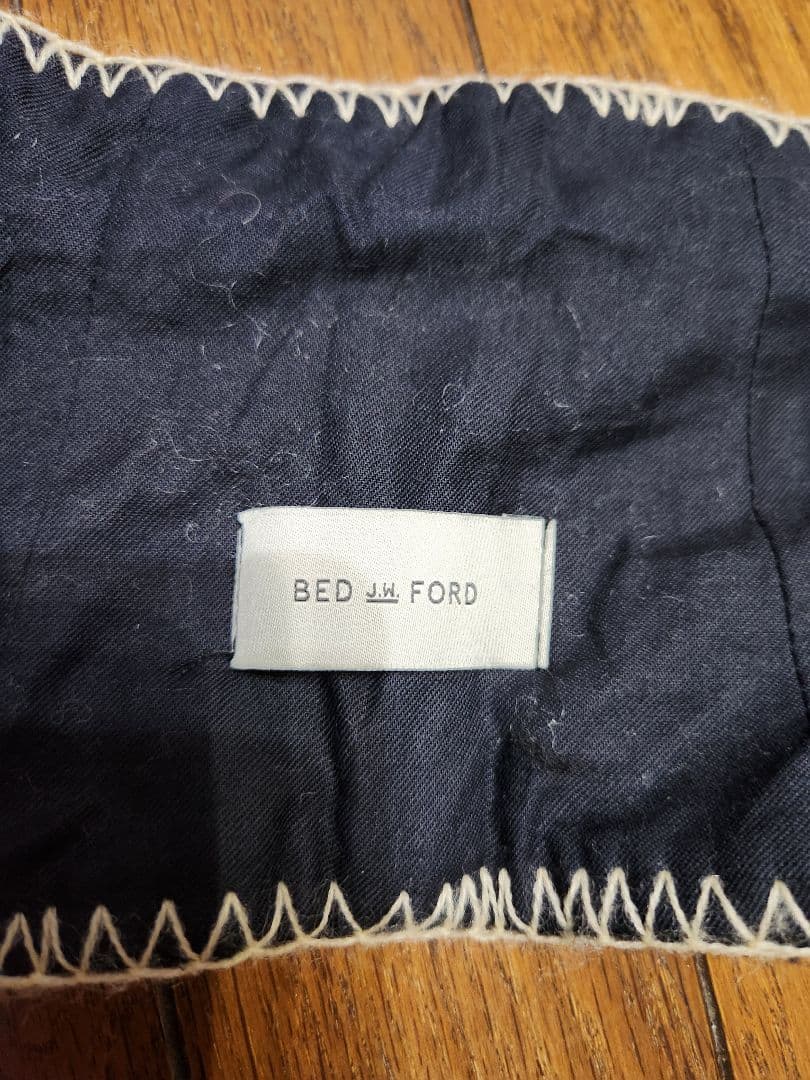 bed j.w ford　マフラー&ベスト風　ベルト付き