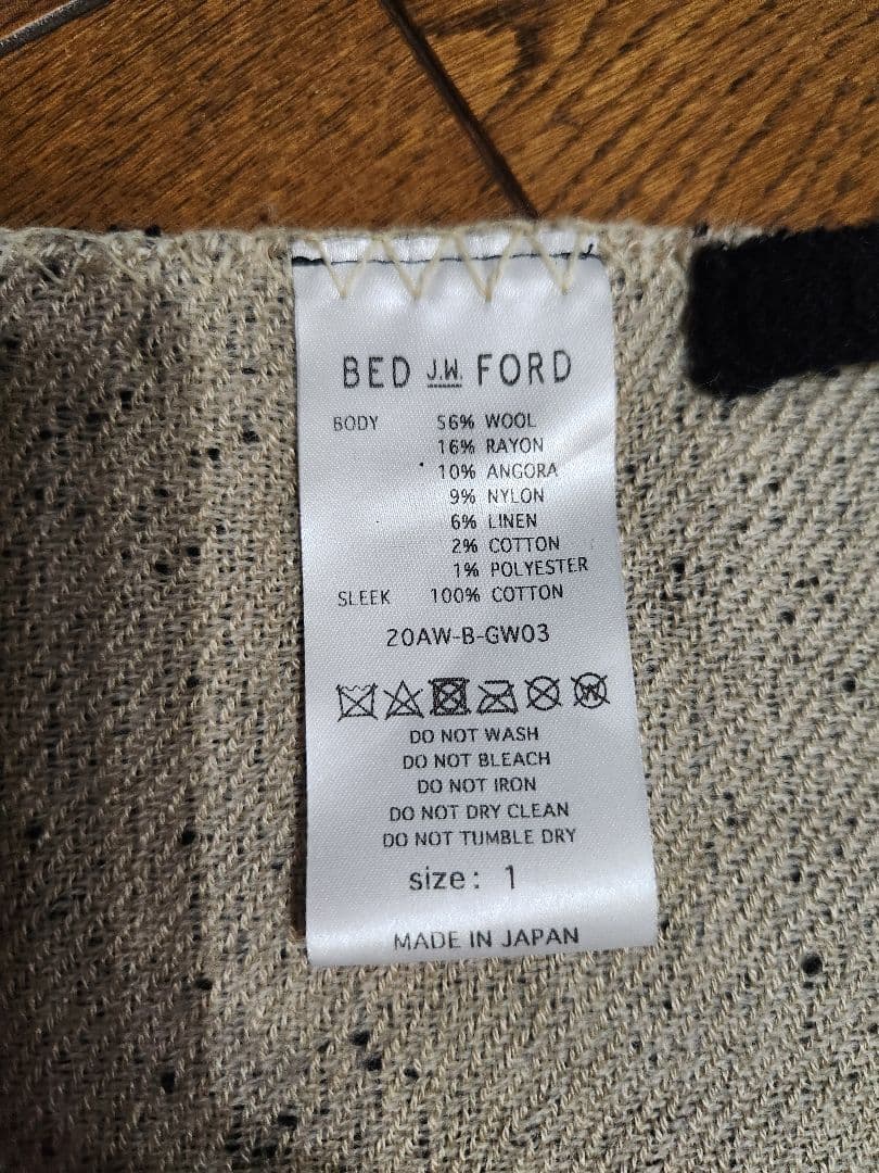 bed j.w ford　マフラー&ベスト風　ベルト付き