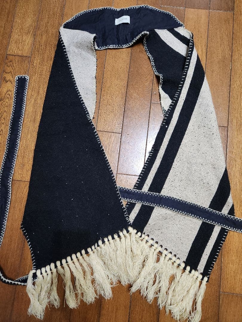 bed j.w ford　マフラー&ベスト風　ベルト付き