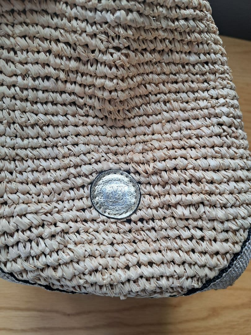 VIOLAd‘ORO ストロー かごバッグ タッセル付き