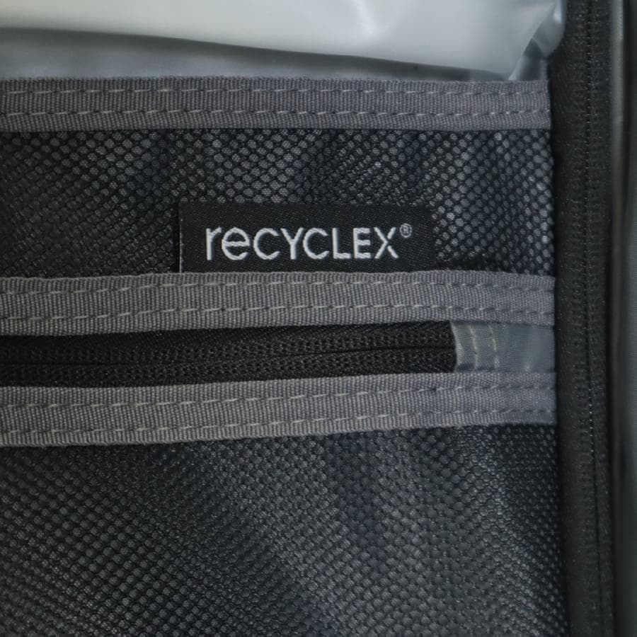 展示品 サムソナイト エレメント XLT スーツケース 20インチ シルバー