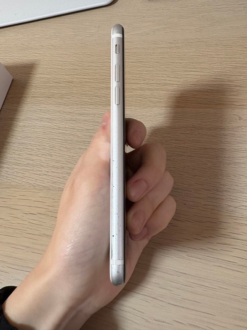 【SIMなし】iPhone SE (第2世代) ホワイト 本体 64GB