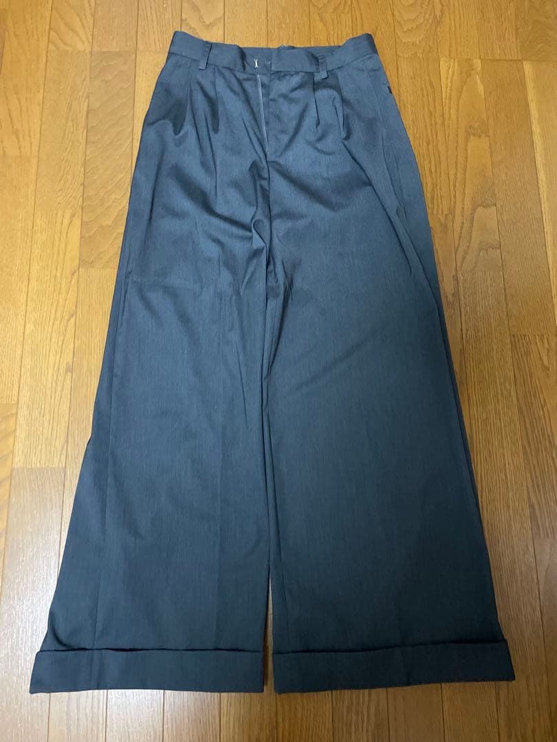 2tuck wide baggy slacks ワイドバギーフレアスラックス