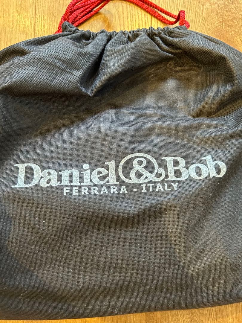 Daniel & Bob ダークブラウン レザー バッグ