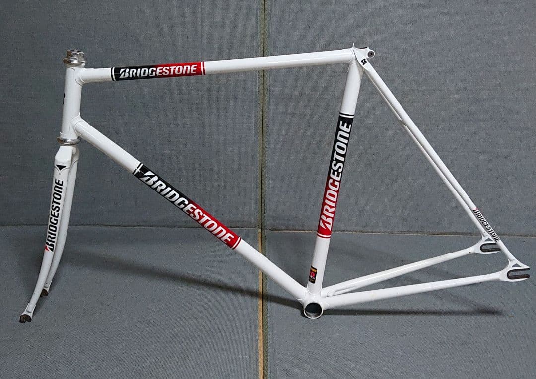BRIDGESTONE ピストフレーム エアロ　競輪　レイノルズ 520 njs