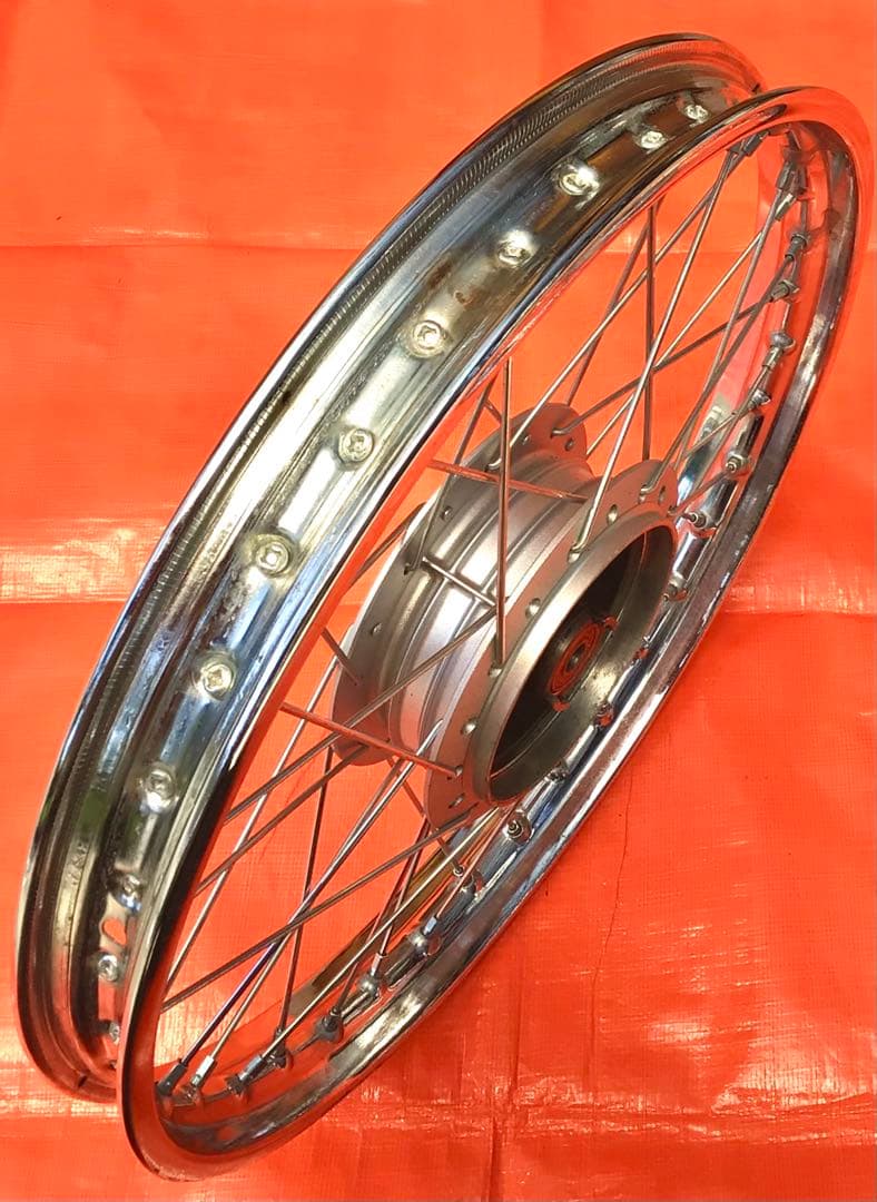 スーパーカブ110（JA10） 前・後ホイール/ ブレーキパネル付き