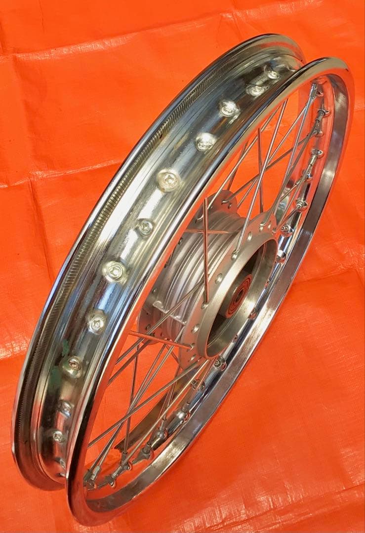 スーパーカブ110（JA10） 前・後ホイール/ ブレーキパネル付き