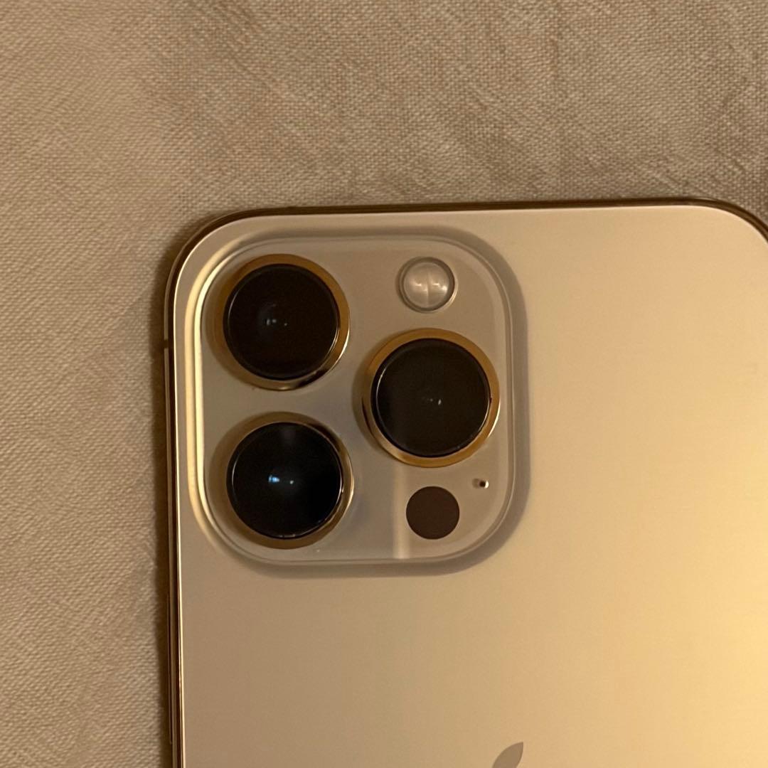 iPhone 13 Pro ゴールド 256GB 本体 SIMフリー　美品