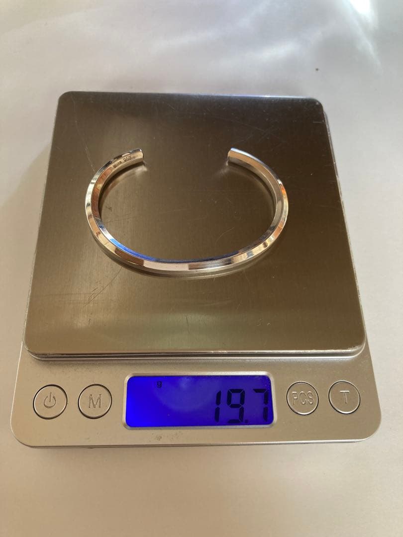 silver950の6角形バングルサティーヌ仕上げ