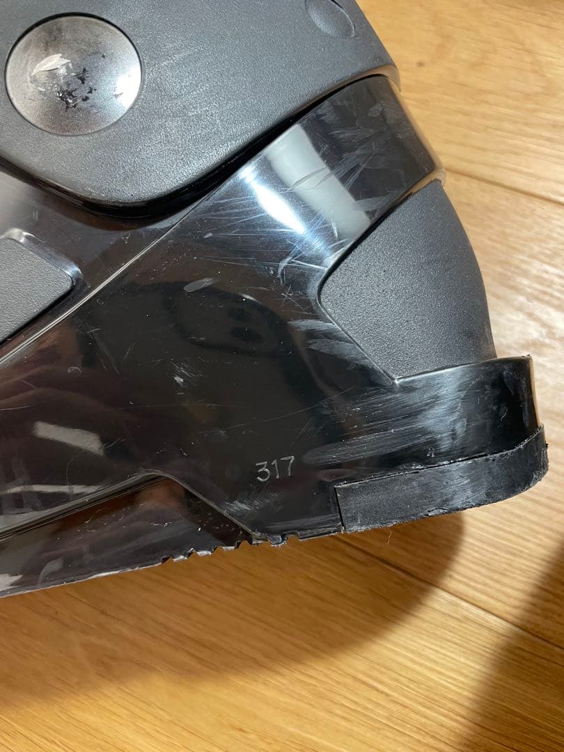 GEN BUMPS8 スキーブーツ　26.5〜27.0