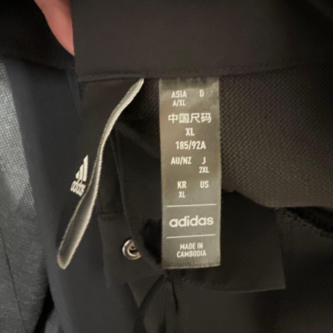 adidas ブラック スーツジャケット AV/XL