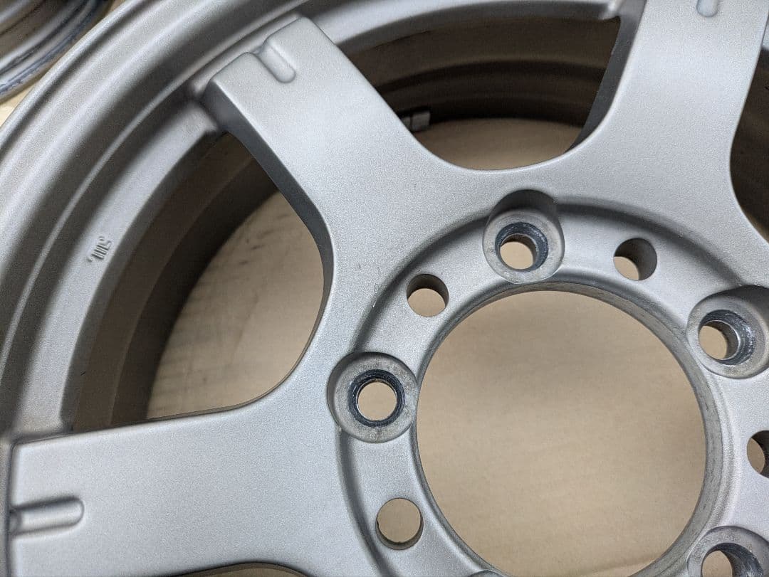 RAYS gram lights 57JX 16インチ　ジムニー用