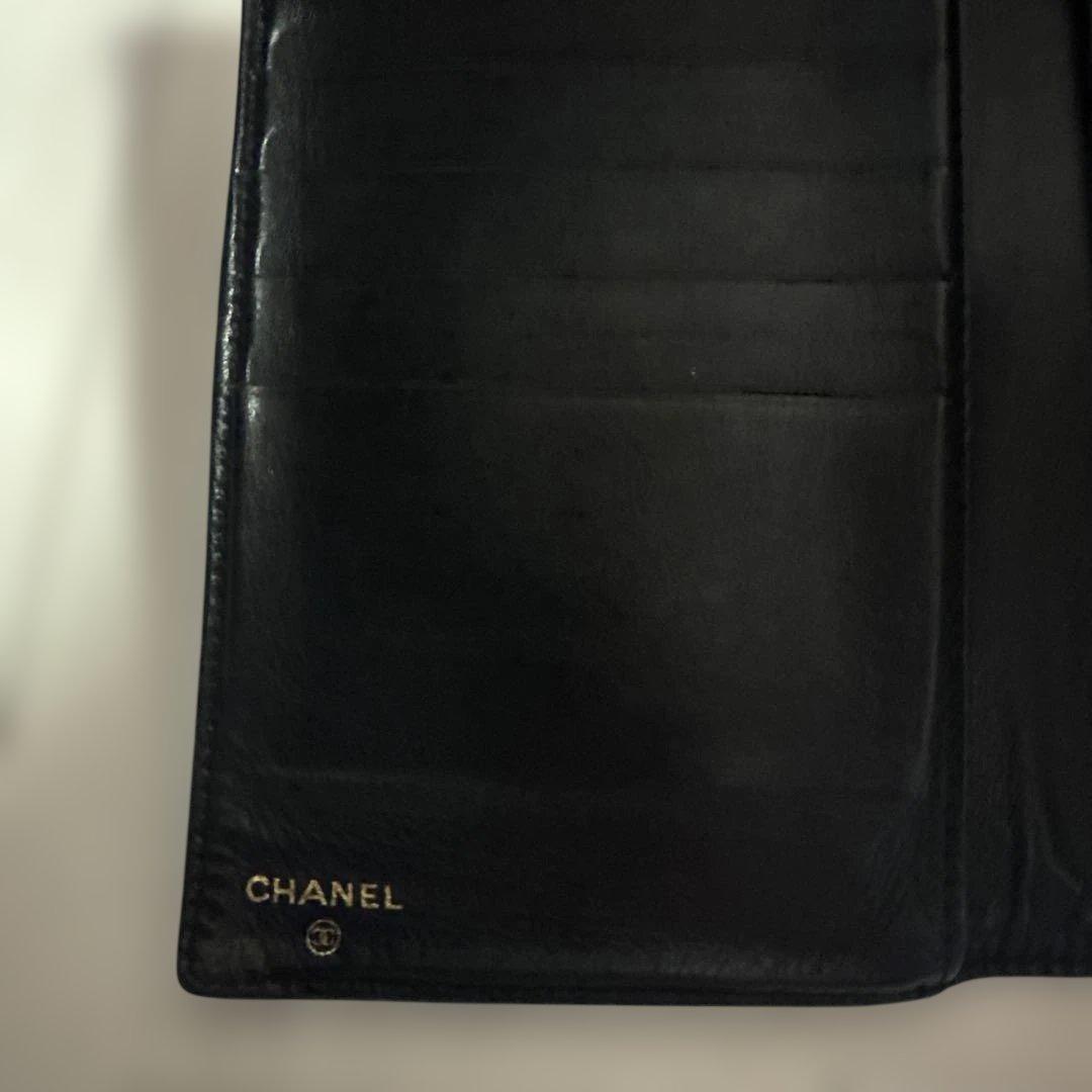 正規品　CHANEL シャネル 二つ折り長財布 レザー ココマーク