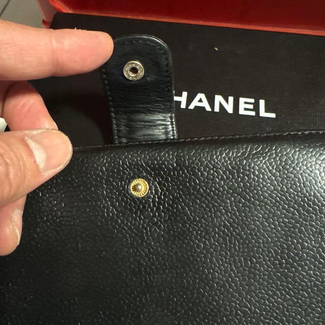 正規品　CHANEL シャネル 二つ折り長財布 レザー ココマーク