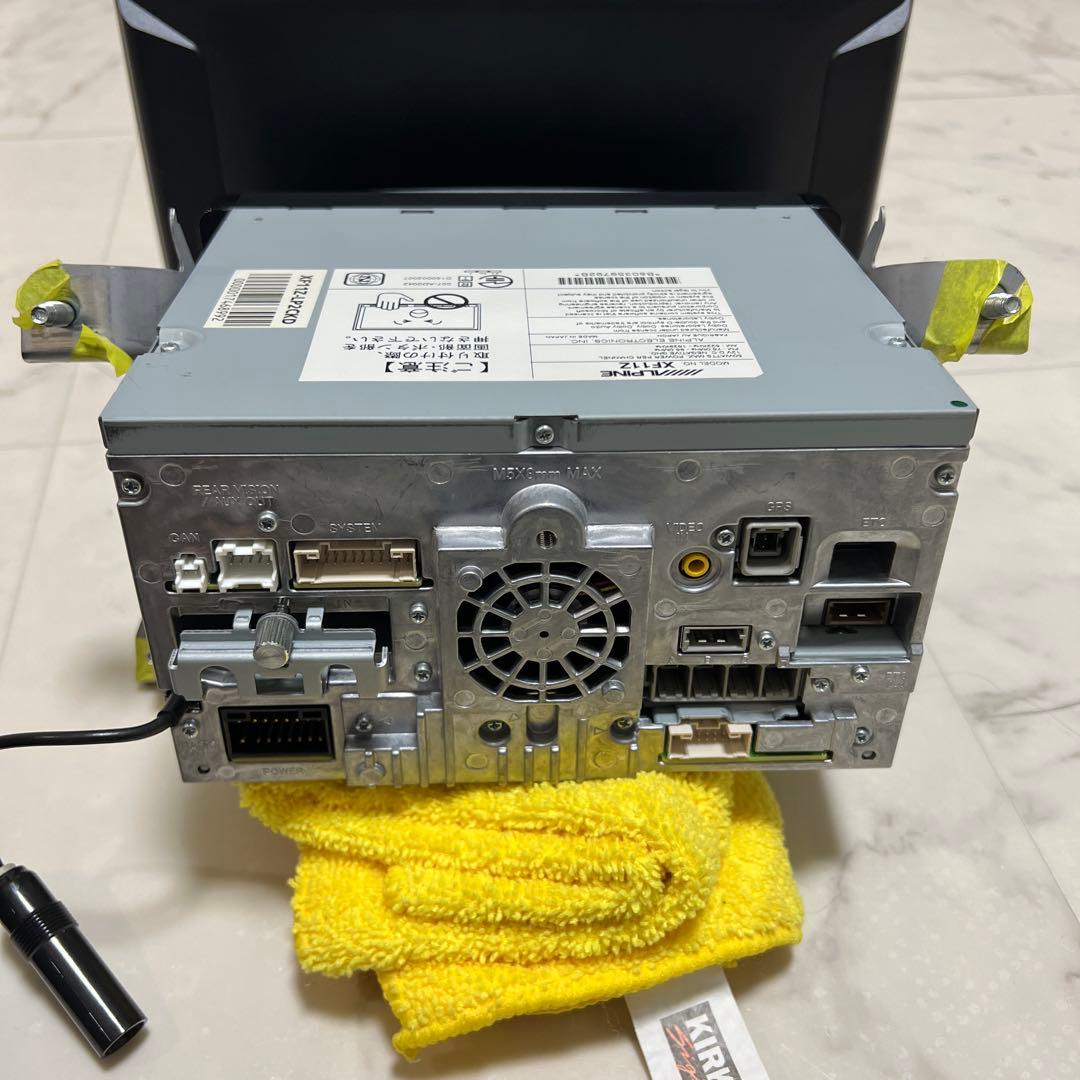 アルパイン◇XF11Z◇11型ワイド/フルセグ/CD/DVD/BT/SD