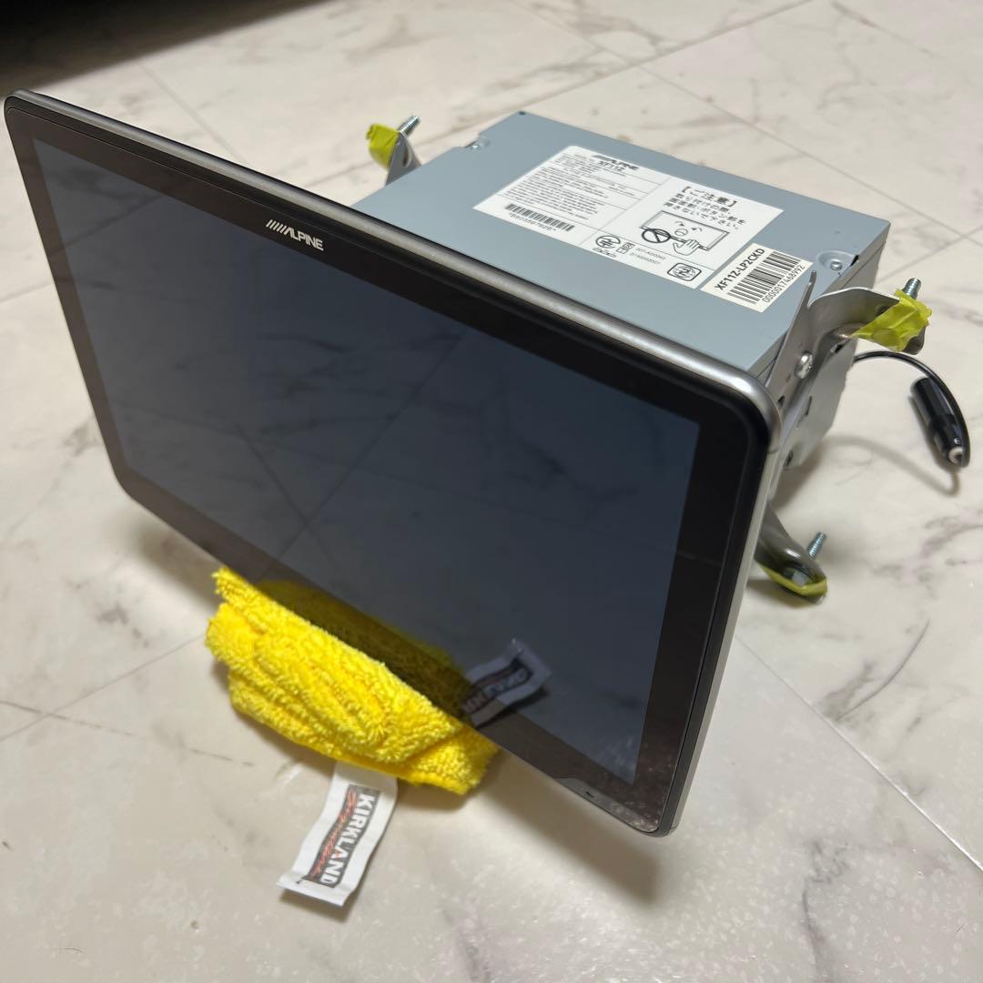 アルパイン◇XF11Z◇11型ワイド/フルセグ/CD/DVD/BT/SD