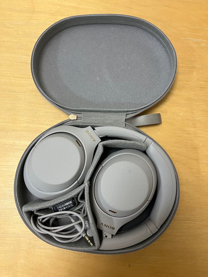 【SONY】WH‑1000XM4ワイヤレスヘッドホン／ノイズキャンセリング／美品