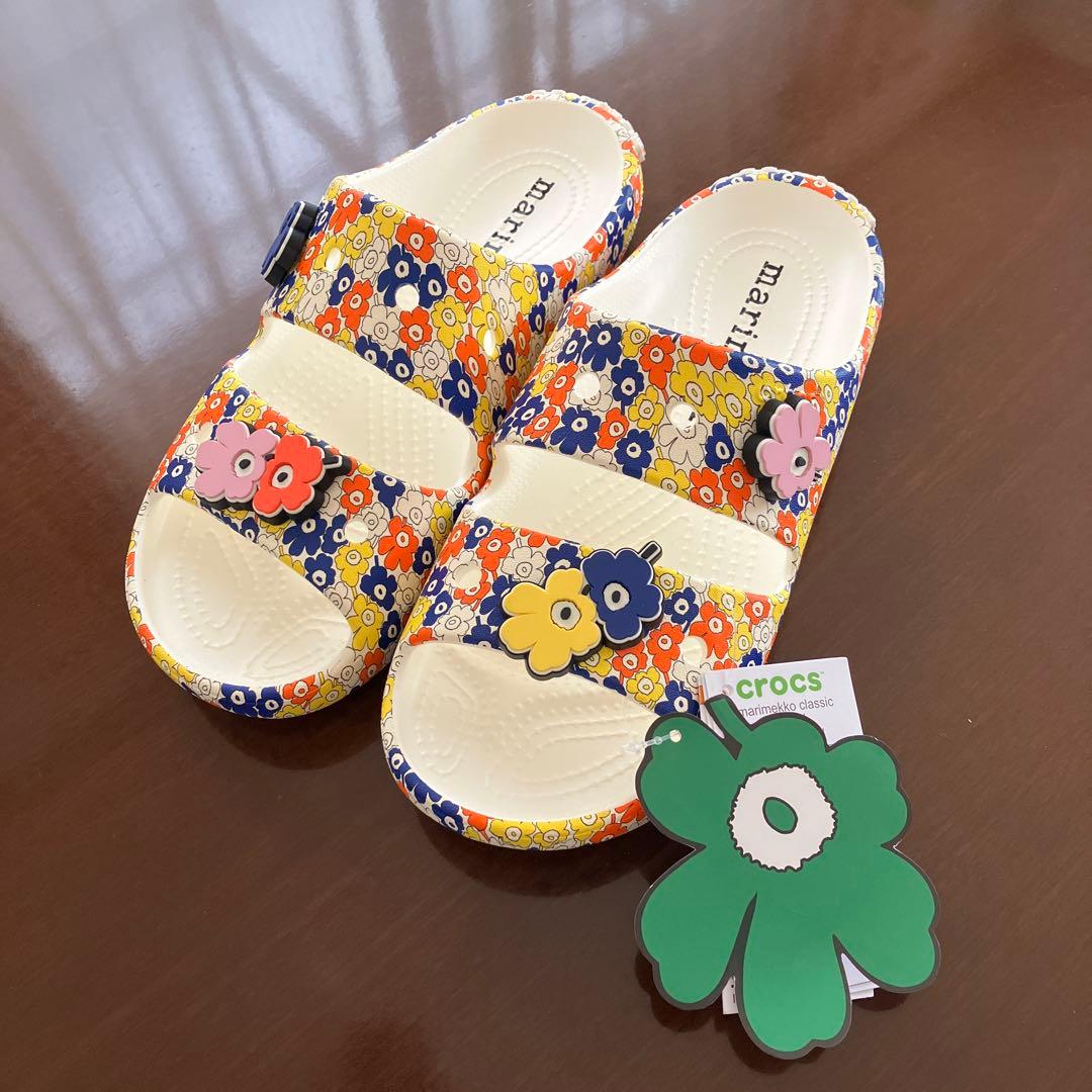 週末限定値下げ！クロックス23センチマリメッコ 花柄スライドサンダル
