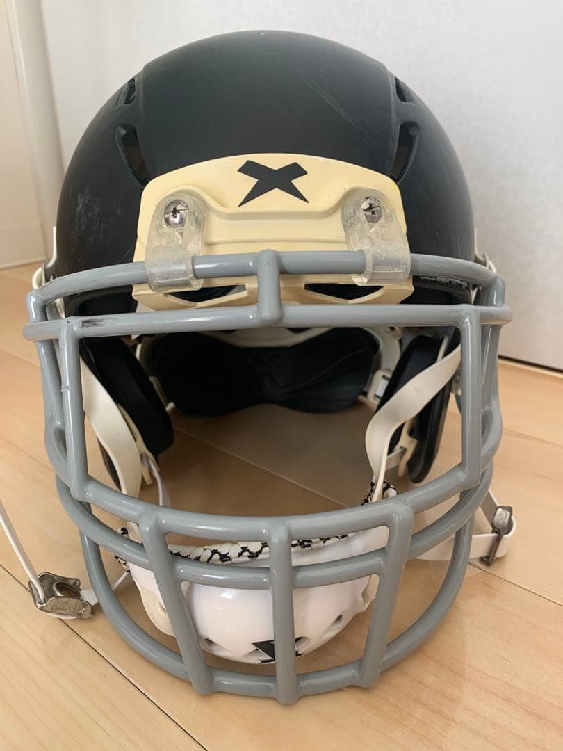 XENITH アメリカンフットボールヘルメット　Mサイズ