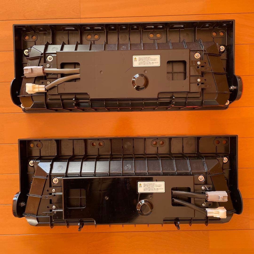 小糸製 LEDテールランプ 左右セット ノーマルターン 【新車外し】