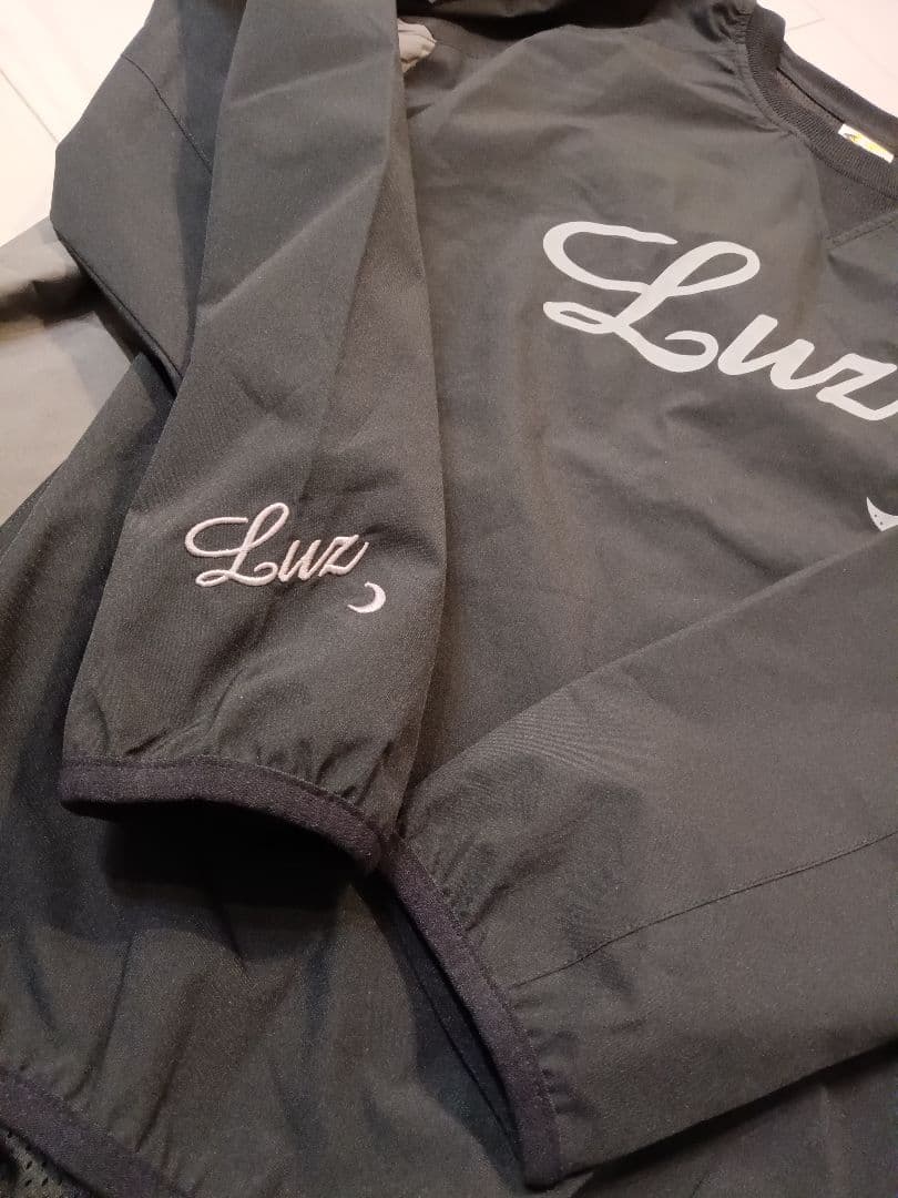 新品LUZe　ルースイソンブラ　STRETCH TAFTA 　撥水防風ジャケット