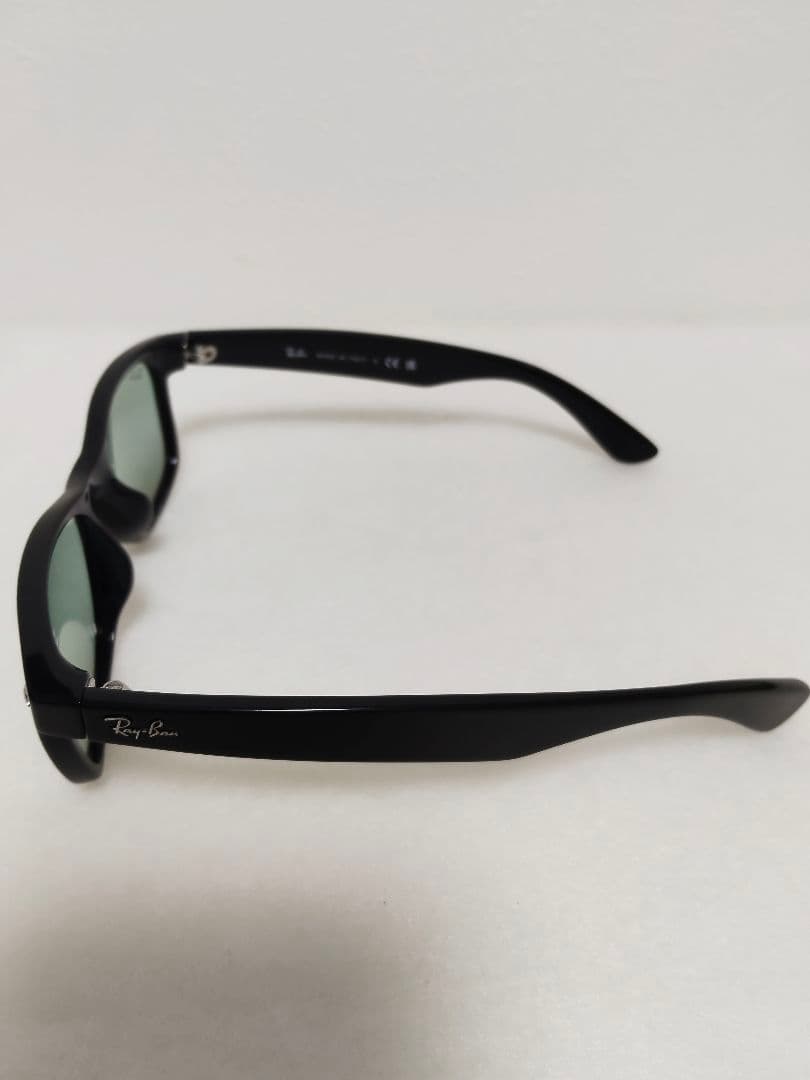 Ray-Ban レイバン ニューウェイファーラー RB2132F 601 52