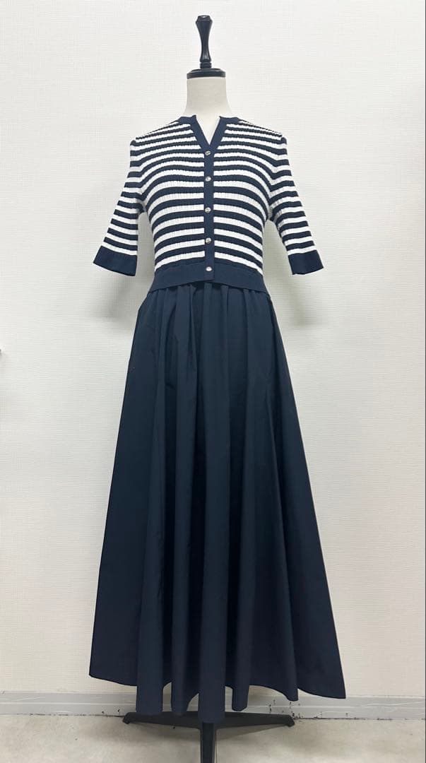 【めるぴちゃ様】ジャスグリッティ 一度着用 ドッキングワンピース ネイビー