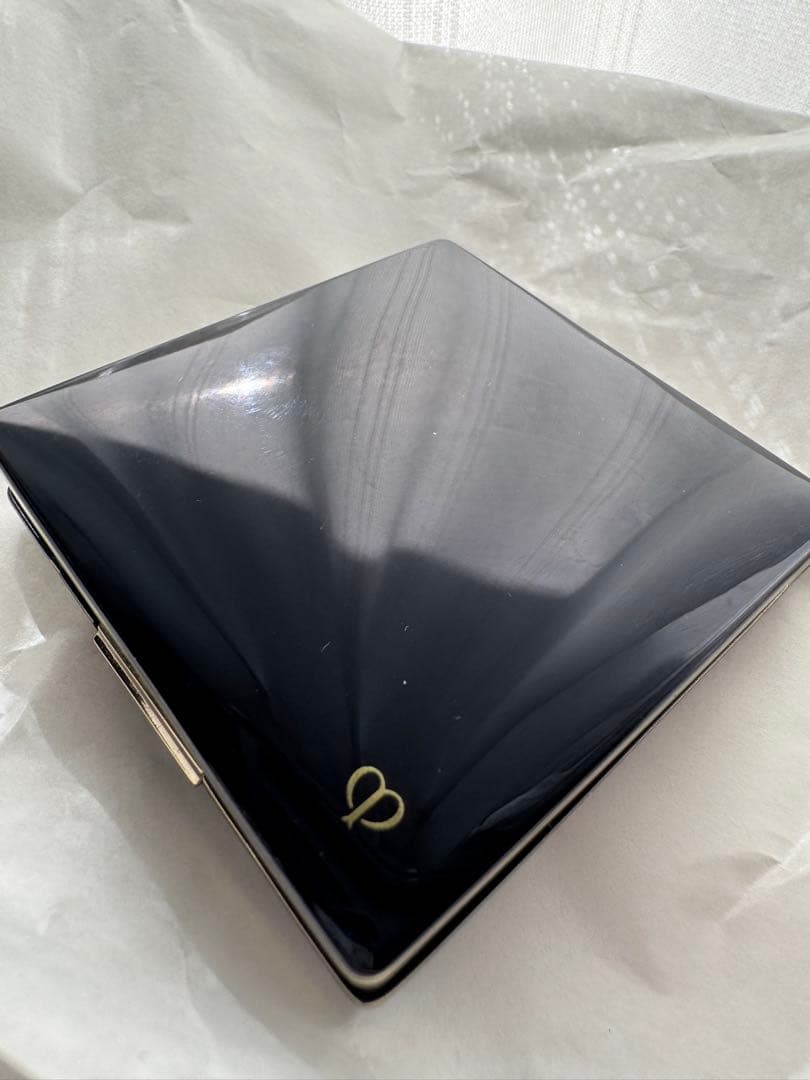 プードルコンパクトエサンシエルｎ（エレガントスリム）