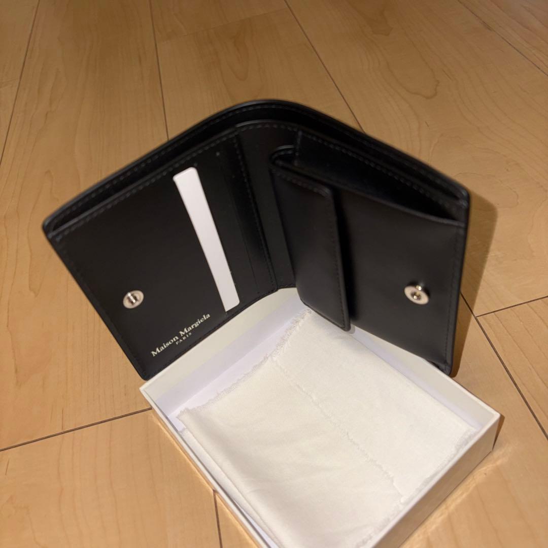 メゾンマルジェラ 二つ折り財布 ブラック SA3UI0007 P4745 新品