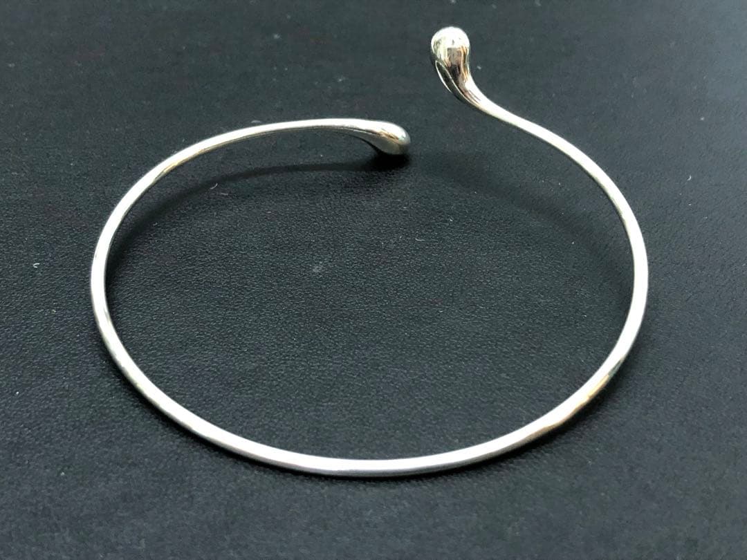 Tiffanyティファニー　ティアドロップ　バングル　sv925