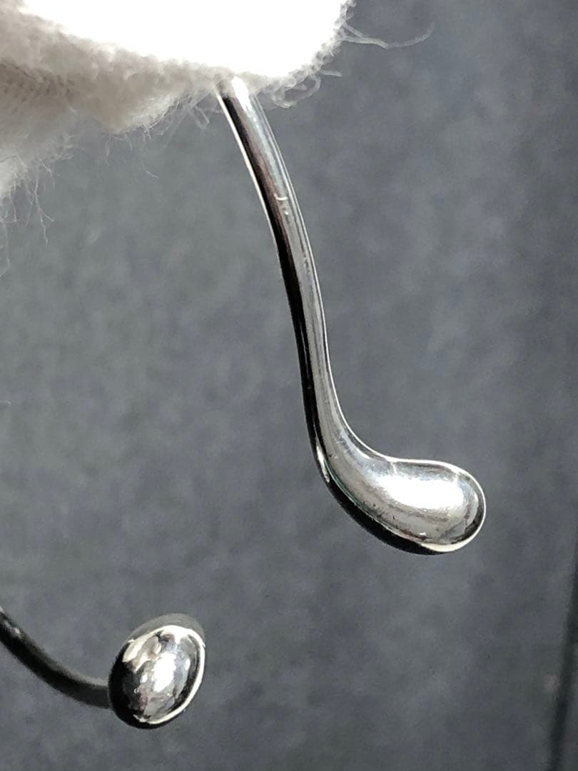 Tiffanyティファニー　ティアドロップ　バングル　sv925