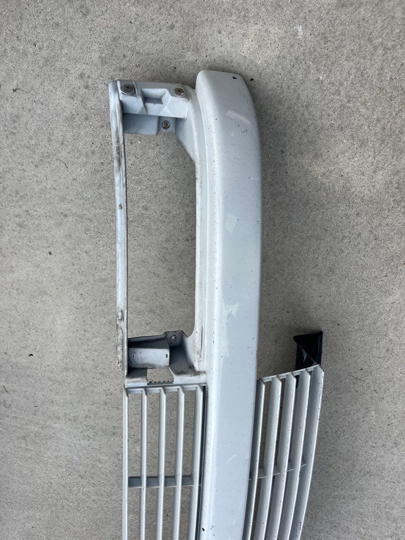 Chevrolet グリル ホワイト　アストロ