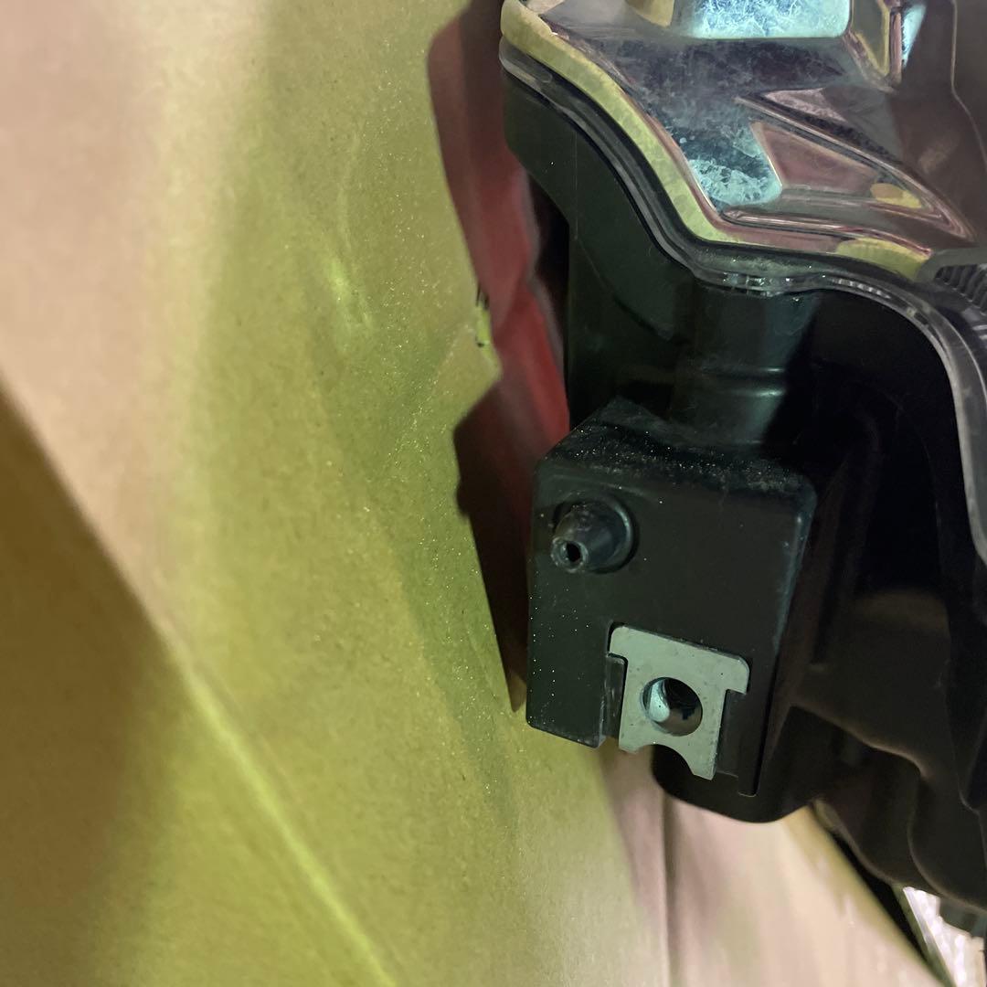 クロスビー　MN71S 左純正LEDヘッドライト　35320-76R62