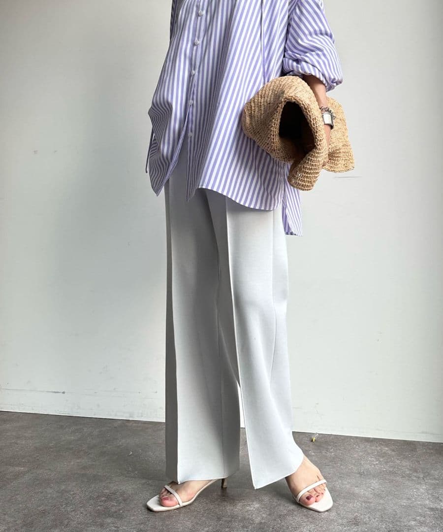 新品 ダンボールストレートパンツ