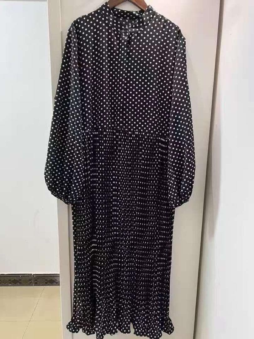 BEARDSLEY ドットギャザーボリューム袖ワンピース