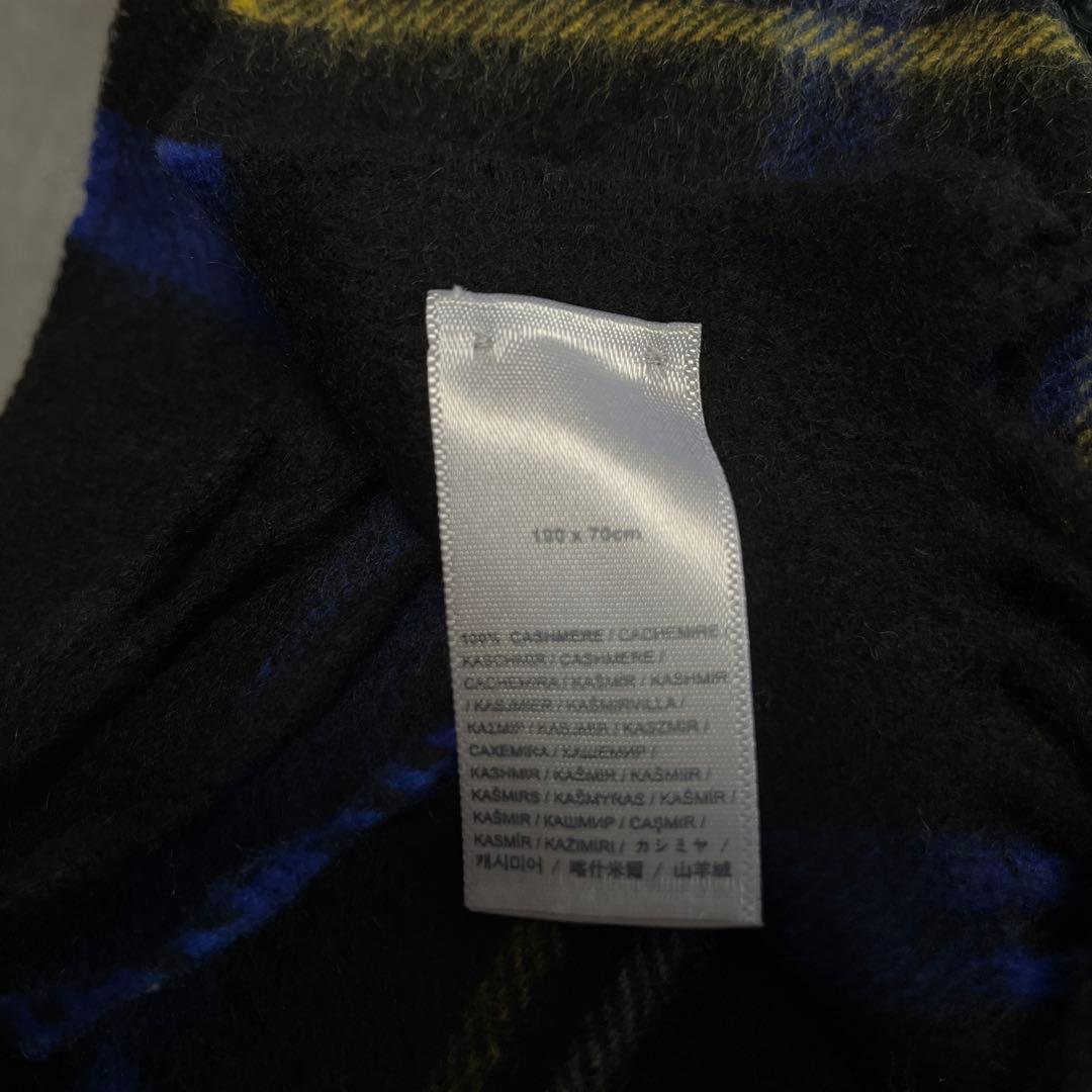 ジョンストンズ　マフラー