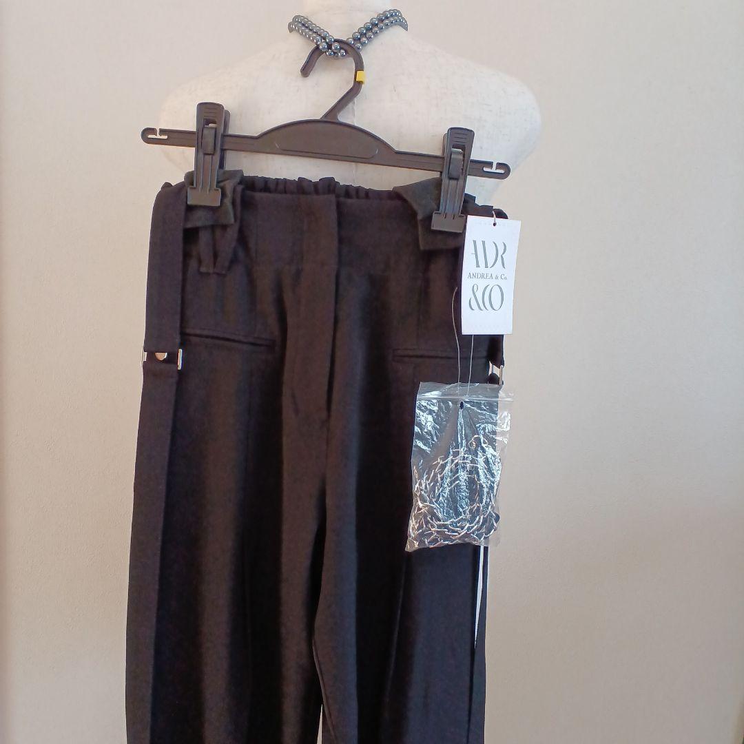 andrea&co　CHAIN SUSPENDER JOGGER PANTS