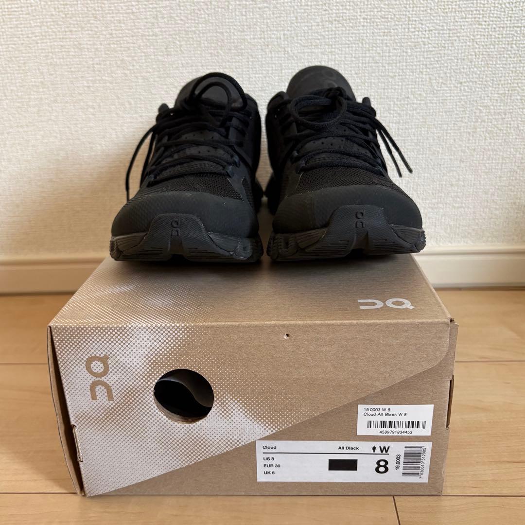On ランニングシューズ Cloud All Black